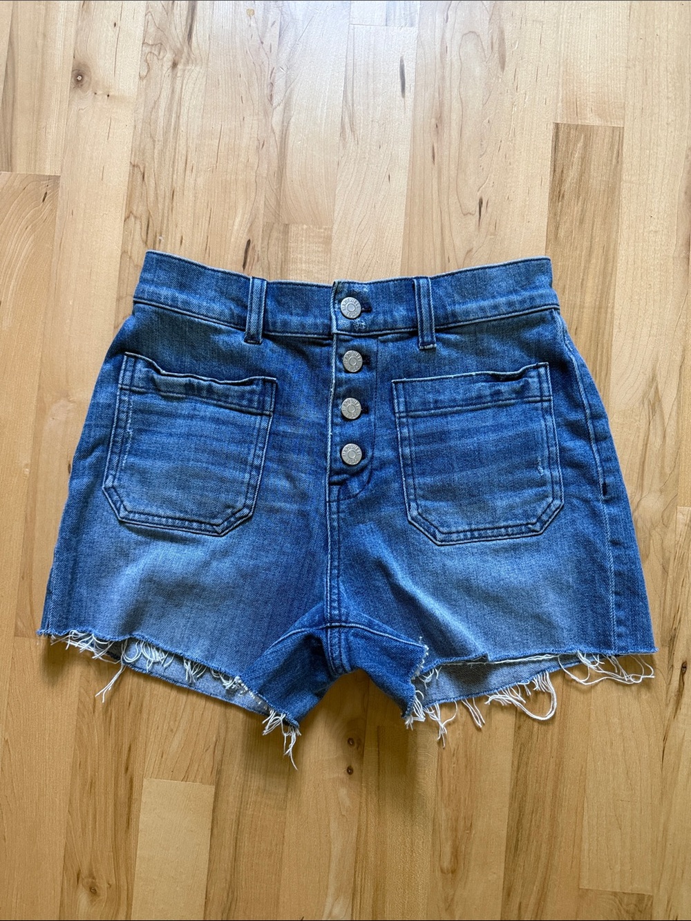 Madewell Highrise Button-Front Denim Shorts